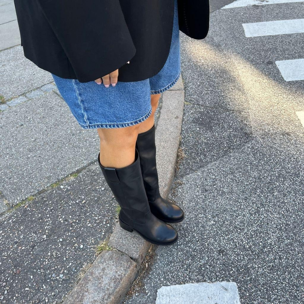 COPENHAGEN SHOES KEEP CALLING BLK. Long boot 0003 BLACK