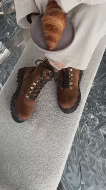 COPENHAGEN SHOES LIVING LIFE Stiefel 148 Cognac suede